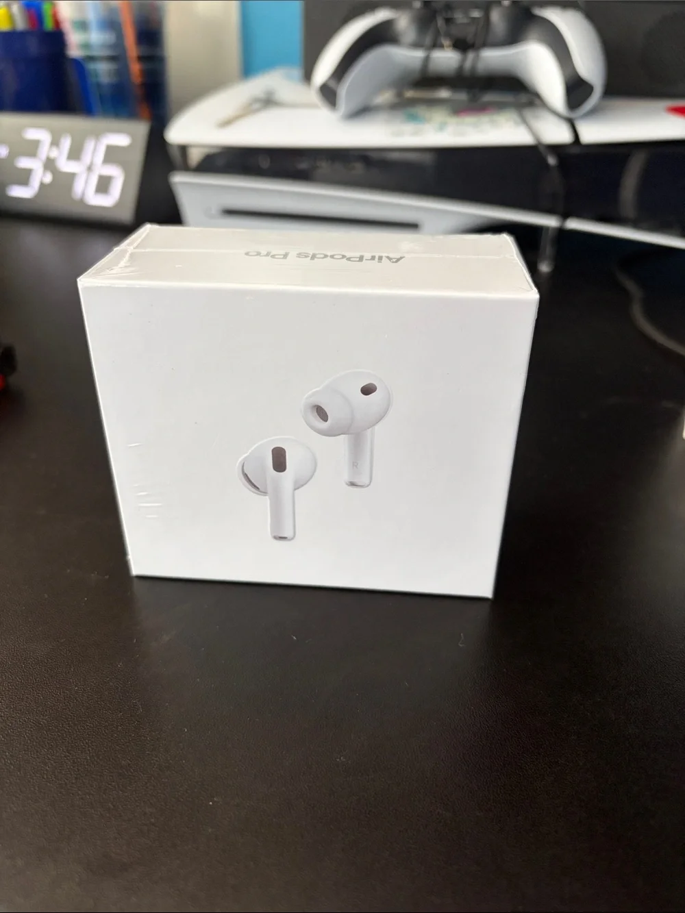 Apple AirPods Pro 3 - Wireless Noise-Cancelling Earbuds